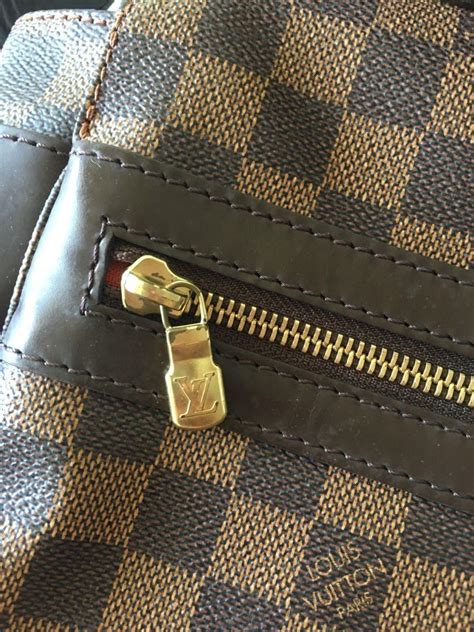 Lv 斜孭袋 District Mm Monogram 格子 Classic 名牌 手袋及銀包 Carousell