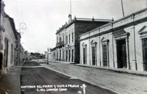 Capitania Del Puerto Y Vista Al Palacio Ciudad Del Carmen Campeche