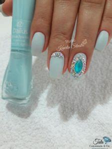 Unhas Esmalte Azul Claro Lindas E Delicadas