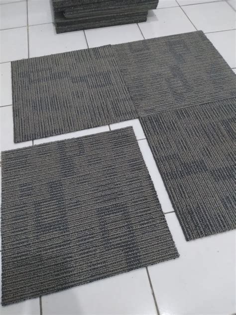 Karpet Kotak Tile Lantai Kantor Second Perabotan Rumah Di Carousell