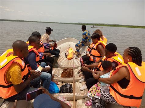 Culture et tourisme au Bénin LONG ACDev met lîle dAgonvè au cœur