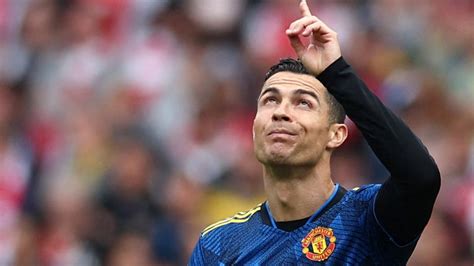 Cristiano Ronaldo trifft nach Tod seines Sohnes für ManU