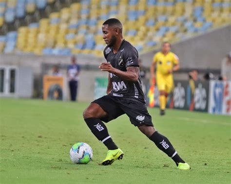 Botafogo Pb Est Perto De Contratar Meia Do Abc Rn Voz Da Torcida