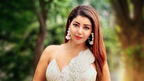 Debina Bonnerjee Debina Bonnerjee Reacts After Trolls Slam Her For