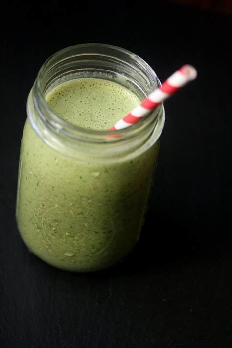 Green Giant Almond Milk Smoothie Recipe With Spinach Healthy