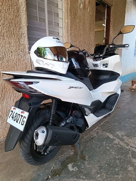 Honda PCX 160 CBS CVT White Motorbikes Motorbikes For Sale On Carousell