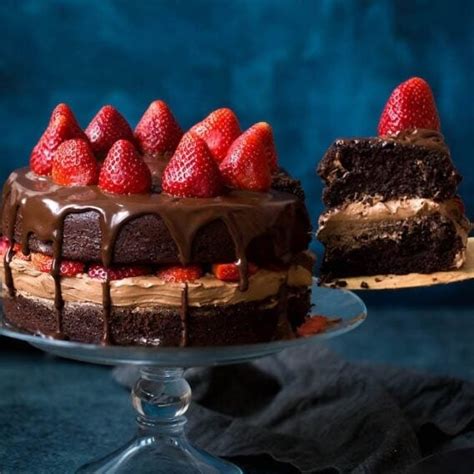 Strawberry Chocolate Cake Recipe