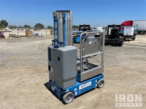 Genie Gr Electric Vertical Mast Lift In Dunnigan California