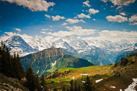 Somewhere in Berner Oberland, Switzerland [2333x1555][OC] : EarthPorn