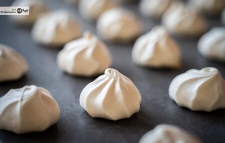 Cómo hacer suspiros de merengue merenguitos receta fácil y rápida de