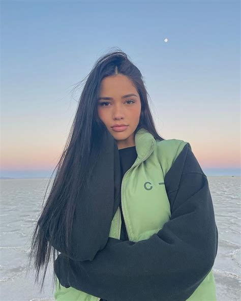 Hallie Aiono Hallieaiono Instagram Photos And Videos Rose