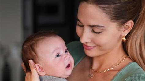 Ann Kathrin Götze gibt Fans Einblick in Baby Romes Frühchen Geburt