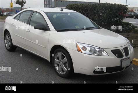 Pontiac G6 GT sedan Stock Photo - Alamy