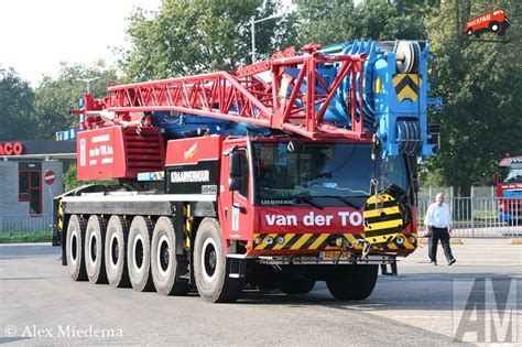 Foto Liebherr LTM1150 Van Kraanverhuur En Transportbedrijf Van Der Tol