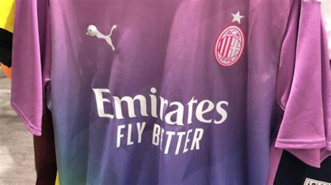 Terceira Camisa Do Ac Milan Tem Imagem Vazada Mantos Do Futebol