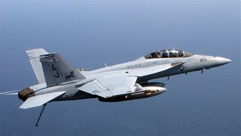 Amazing Facts About The Boeing F A E F Super Hornet Crew Daily