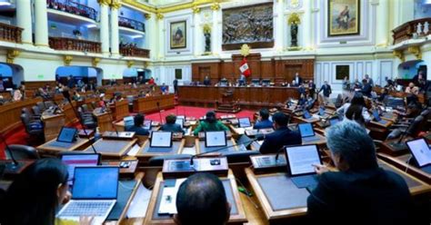 Congreso aprobó en segunda votación reducir de 5 a 4 los votos en el TC