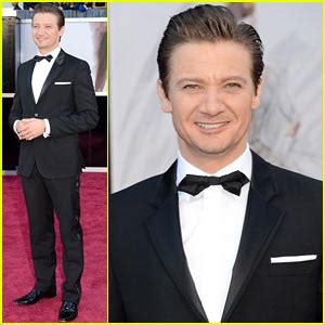 Jeremy Renner – Oscars 2013 Red Carpet | 2013 Oscars, Jeremy Renner ...