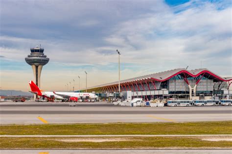 Los Aeropuertos De Aena Registran En Julio R Cord De Pasajeros