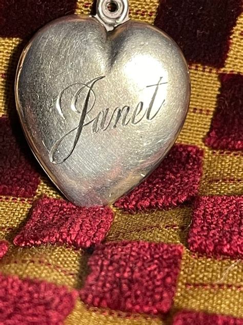 Puffy Heart Vintage Sterling Gem