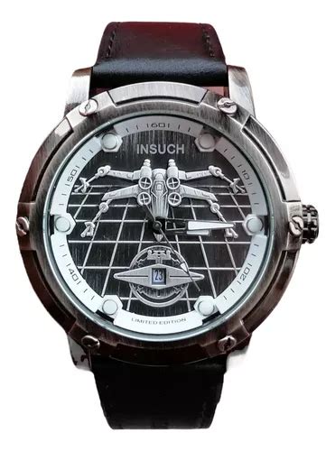 Reloj De Pulcera Star Wars Hombre Luminicente Sumergible Meses Sin
