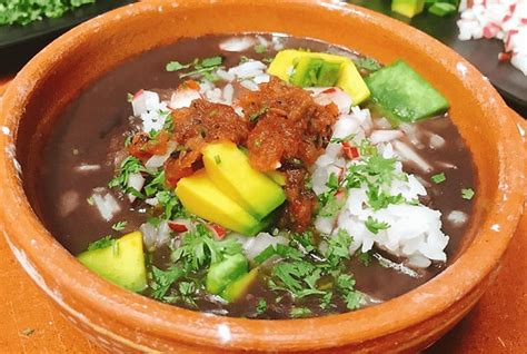 Descubrir 79 Imagen Receta Frijol Con Puerco Yucatan Abzlocal Mx