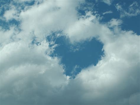 Heart Clouds Wallpapers Wallpaper Cave