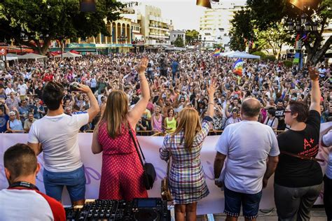 Récord Absoluto En El Orgullo Gay De Torremolinos Shangay