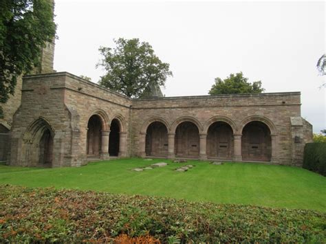 Monument To The Dukes Of Roxburghe Kelso Abbey Bridge Street Kelso