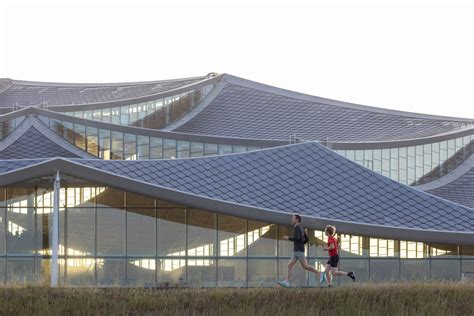 Google Bay View is officially the world’s largest building