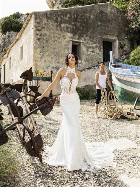 Abito Sapotè collezione sposa Alessandro Angelozzi