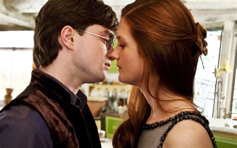 Harry Potter Ginny Kiss Deathly Hallows 2 HD desktop wallpaper ...