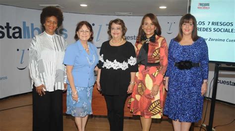 Caf Literario Realizan Tertulia Con Zoraima Cuello Diario Libre