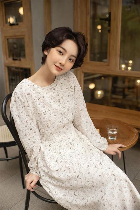 Hot Girl Ng I T Y Ceri Thu H L N U N I V C C V T Th Ng Ch Ng Ch T Tr N C Nh Tay