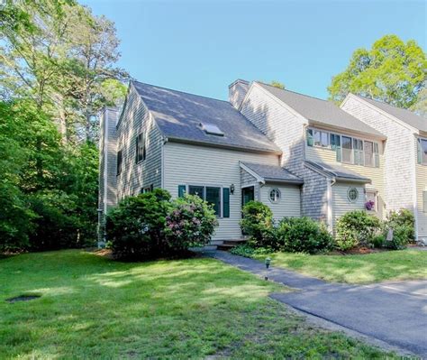 35 Santuit Pond Way Unit 2a Mashpee Ma 02649 Redfin
