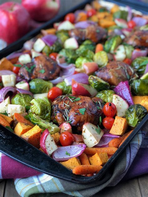 Sheet Pan Chicken Thighs With Fall Vegetables And Apples Chocolate Slopes®