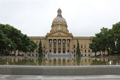 Alberta redesigning Legislature Grounds with input from the public ...