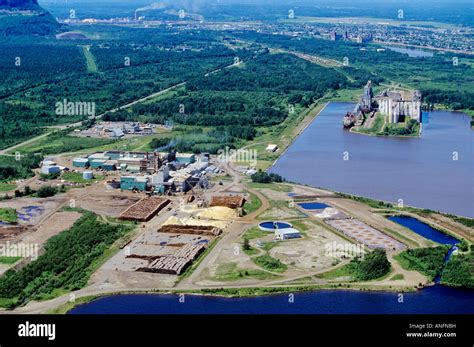 Pulp Mill Ontario Hi Res Stock Photography And Images Alamy