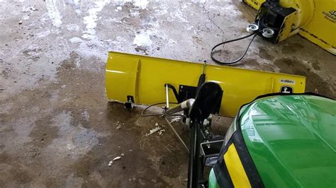 John Deere X304 Snow Plow Raise And Lower With Electric Deck Lift Youtube