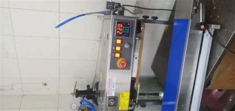 Semi Automatic Ss Nitrogen Flush Band Sealer Vertical In Bengaluru