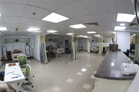 الرعاية المركزة Al Waha Hospital