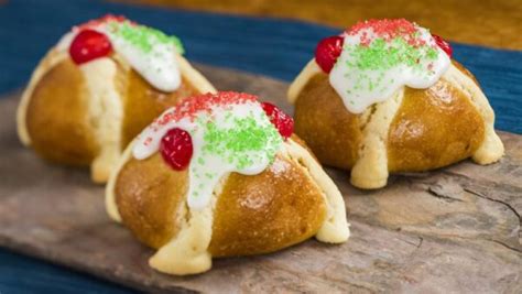 Three Kings Bread Recipe From Epcot! | Chip and Company