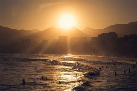 Premium Photo | Sunset at copacabana beach rio de janeiro brazil