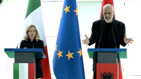 Italia Albania Alla Cooperativa Medihopes La Gestione Dei Centri Per