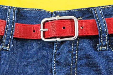 What Belt Should You Wear With Jeans