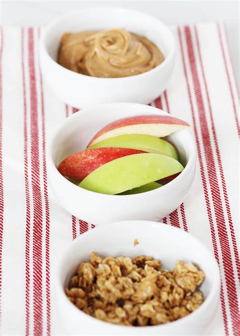 Apple Snack - Healthy, Balanced and Easy