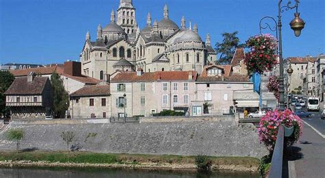 Périgueux Vacances Arts Guides Voyages