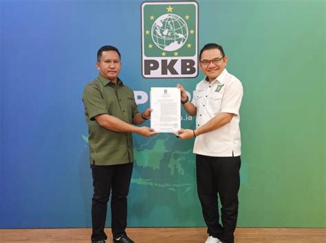 La Ode Darwin Terima Rekomendasi Pkb Maju Pilkada Muna Barat