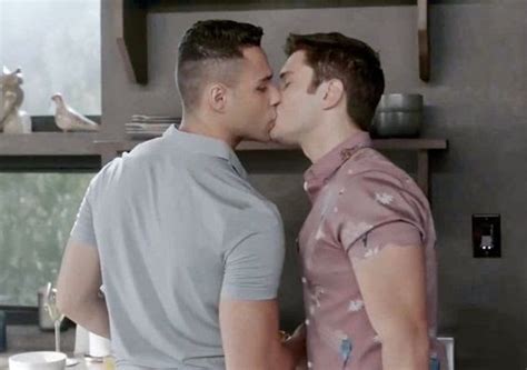 Freakangelik Friday Gay Kiss