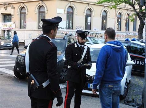 Droga A Roma Operazione Antidroga Dei Carabinieri Con 8 Arresti In